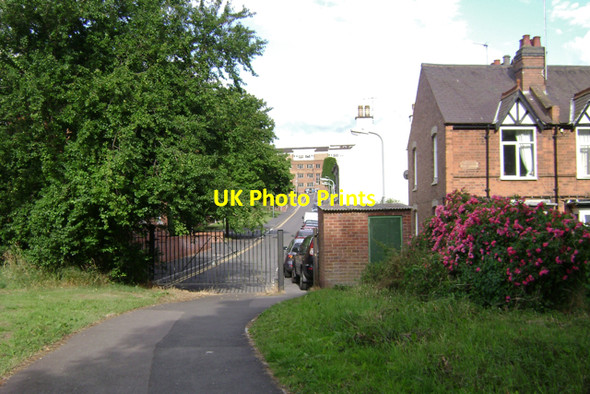 Photo 6"x4" Linen Street gate, Warwick Common Warwick c2009