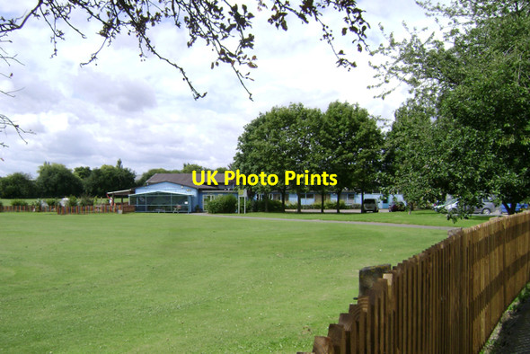 Photo 6"x4" Kingsway Community Primary School, Leamington Spa Royal Leamington Spa c2009