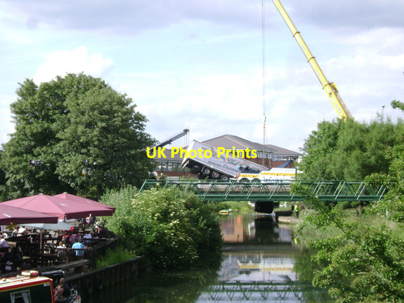 Photo 6"x4" Lifting an artic from the River Nene Northampton\/SP7561 c2009