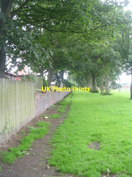 Photo 6"x4" Turnip Lane - Chapel Lane Overthorpe\/SE2418 c2009