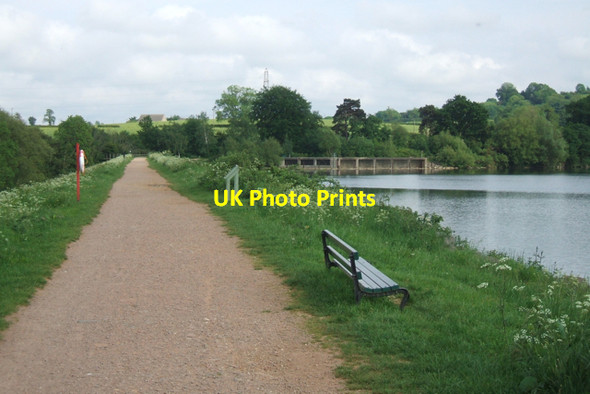 Photo 6"x4" The dam, Daventry Reservoir Daventry c2007