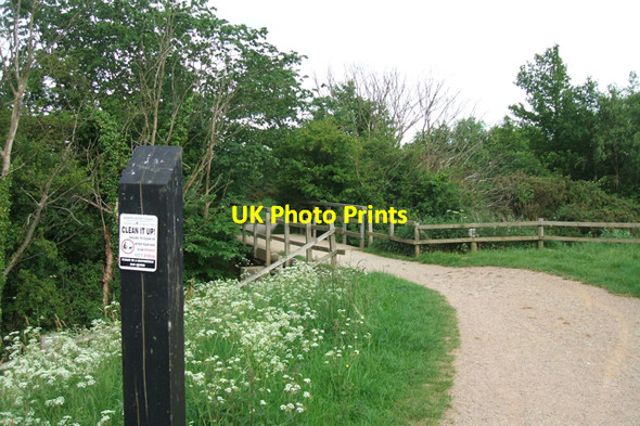 Photo 6"x4" Footbridge at the end of the dam, Daventry Reservoir Daventry c2007