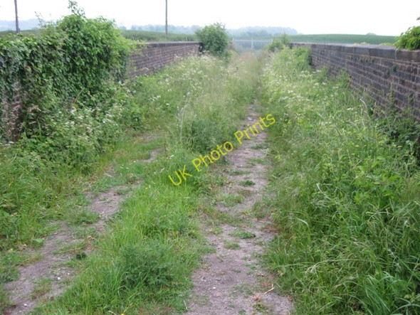 Photo 6"x4" The farm track over a main line railway bridge Tring c2009