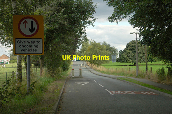 Photo 6"x4" Where Inglis Road becomes Drenewydd Road Oswestry\/Croeswallt c2009