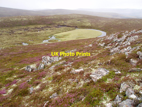 Photo 6"x4" Lochan, Carn Dearg Mor Milton\/NH8913 c2009