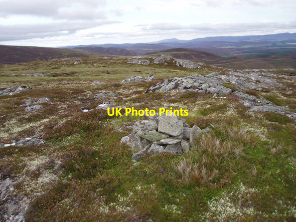 Photo 6"x4" Cairn, Creag a' Bhainne Foregin c2009