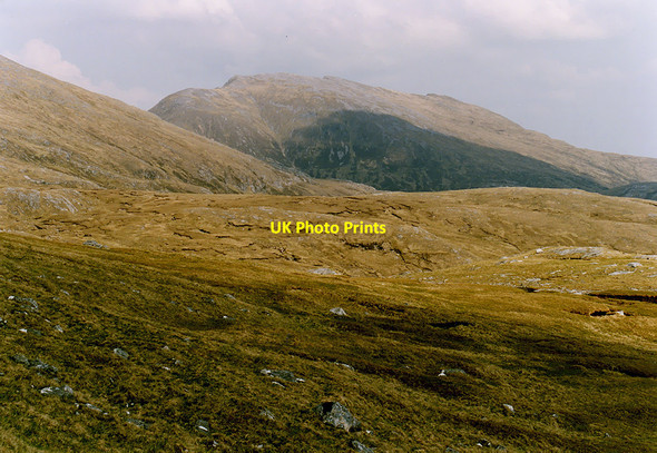 Photo 6"x4" View across Coire Peitireach Sr\u00f2n a' Chuilinn c1992