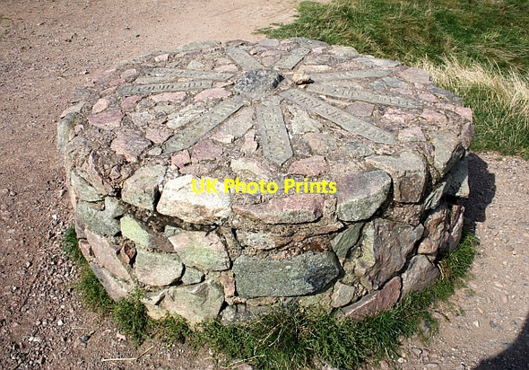 Photo 6"x4" Stone indicator at the top of Green Valley Great Malvern c2009