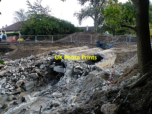 Photo 6"x4" The Culverts Exposed Fochabers c2009