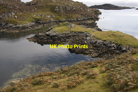 Photo 6"x4" Eilean Orasaidh narrows Cromor c2009
