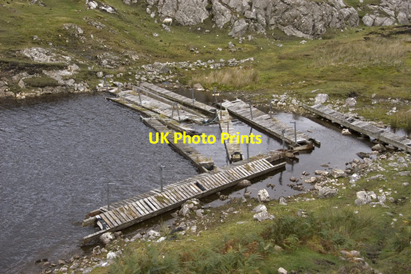 Photo 6"x4" Wreckage of a fish farm in Loch an Duin Ceann a Bh\u00e0igh\/NG2395 c2009