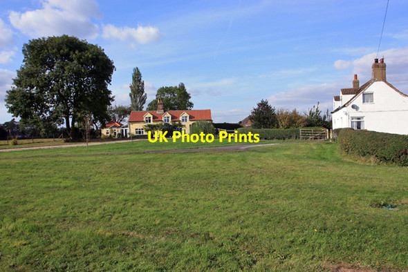 Photo 6"x4" Rose Cottage, Scorborough Scorborough c2009