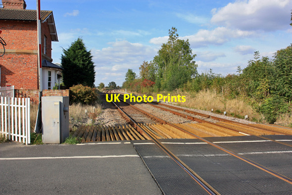 Photo 6"x4" Railway line to Driffield Scorborough c2009