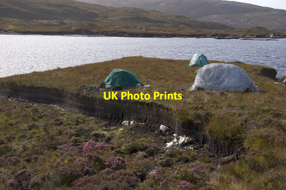 Photo 6"x4" Peat cutting Harris Ceann a Bh\u00e0igh\/NG1193 c2009