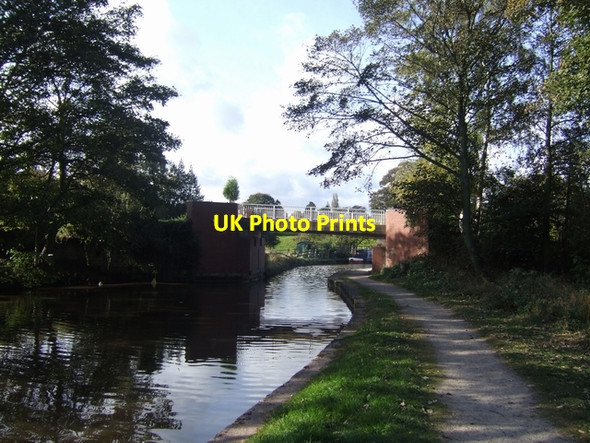 Photo 6"x4" Trent and Mersey Canal - Bridge 61 Armitage\/SK0716 c2009