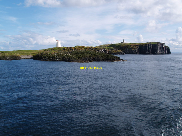 Photo 6"x4" North Ness and North Fog Horn, Isle of May North Ness\/NO6500 c2009