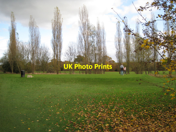Photo 6"x4" The 15th tee, Newbold Comyn Golf Course, Royal Leamington Spa Royal Leamington Spa c2009