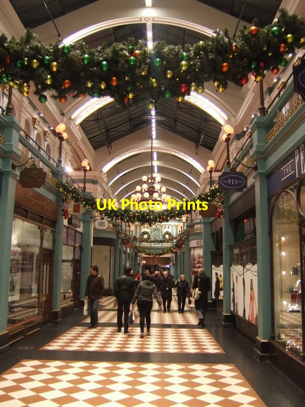 Photo 6"x4" Christmas in the Great Western Arcade Birmingham c2009