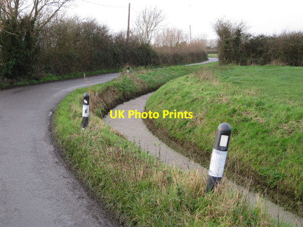 Photo 6"x4" Road and rhyne Kenn\/ST4169 c2009