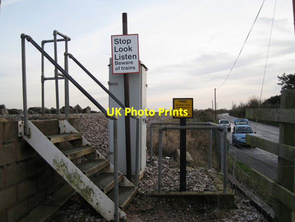Photo 6"x4" Foot crossing of railway south of Cockwood Cockwood\/SX9780 c2009