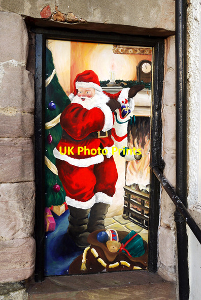 Photo 6"x4" Santa painting, Bangor Bangor\/J5081 c2009