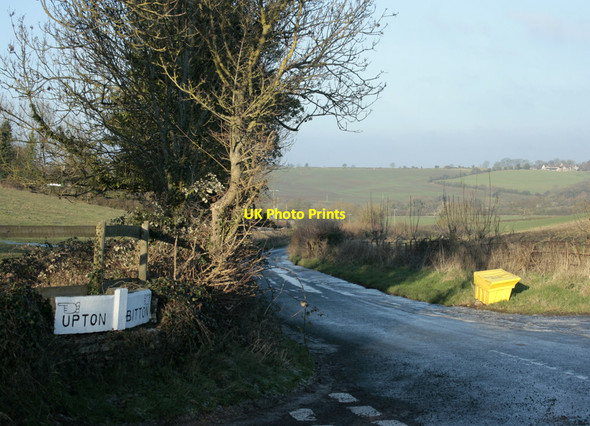 Photo 6"x4" 2010 : Crossroads on Beach Lane and Wick Lane Beach\/ST7070 c2010