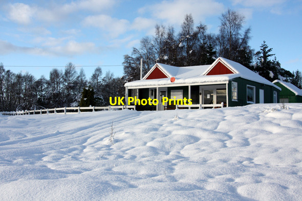 Photo 6"x4" Clubhouse, Carrbridge Golf Course Carrbridge \/ Drochaid Ch\u00e0rr c2009