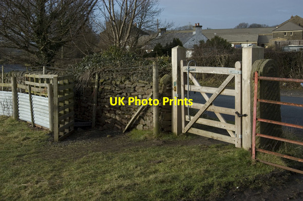 Photo 6"x4" Gate and sheep pen, Hazelhurst Lane Cabus c2010