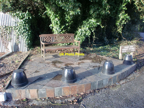 Photo 6"x4" Seat, Trent Park, London N14 Cockfosters c2010