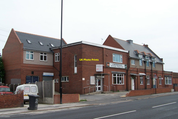 Photo 6"x4" Cortonwood Miners Welfare Club, Knollbeck Lane, Brampton Bierlow, near Barnsley Wath Upon Dearne c2009