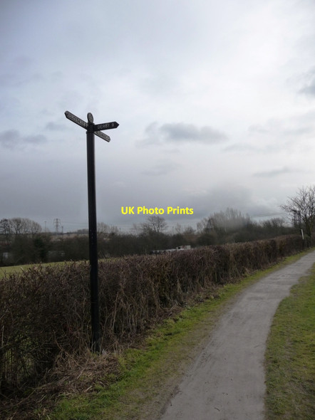 Photo 6"x4" Signpost marking junction of the Derby and Erewash canals Long Eaton c2010
