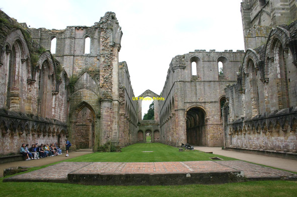 Photo 6"x4" Fountains Abbey Aldfield c2006