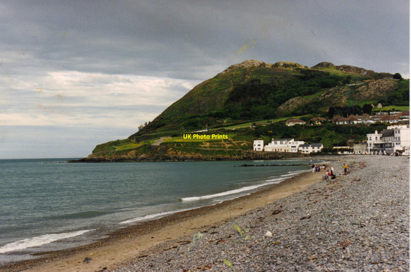Photo 6"x4" Bray beach with Bray Head beyond Bray\/O2618 c1996
