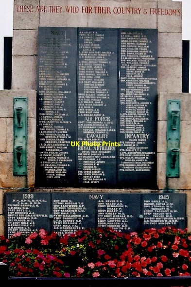 Photo 6"x4" Douglas - Harris Promenade - War Memorial Douglas\/SC3875 c2003 P1