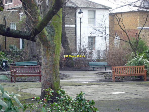 Photo 6"x4" Barnsbury Square Islington\/TQ3184 c2010