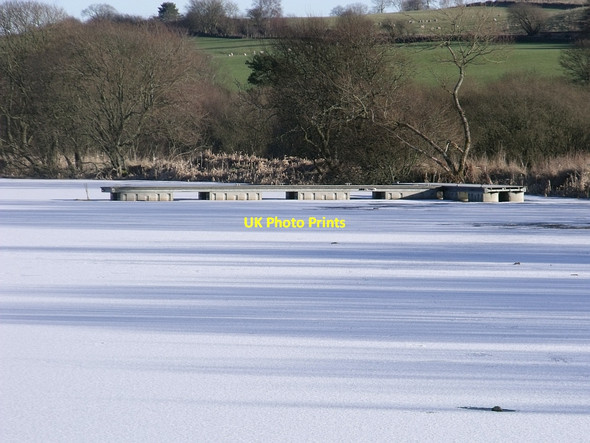 Photo 6"x4" Floating Jetty, Forth & Clyde Canal Banton\/NS7579 c2010