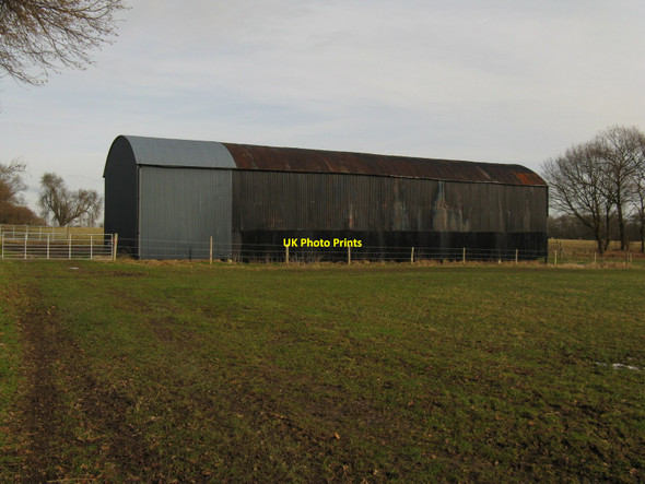 Photo 6"x4" Large corrugated barn at Knowe Top Farm West Chiltington c2010