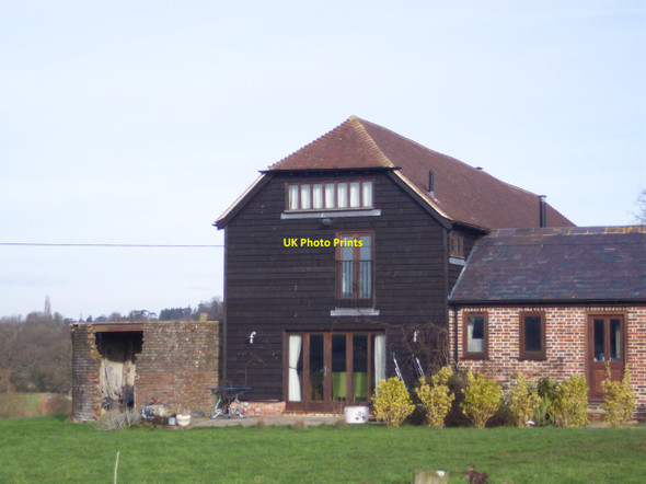 Photo 6"x4" The Warren's Oast Salmans c2010