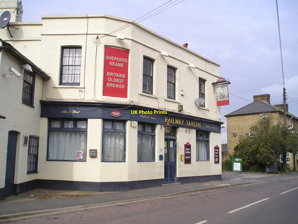 Photo 6"x4" The Railway Tavern Pub, Lower Higham Higham\/TQ7171 c2010