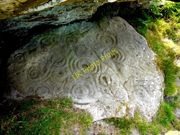 Photo 6"x4" Kettley Crag rock shelter Greendykes\/NU0628 c2009