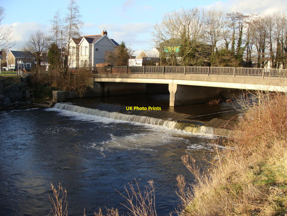 Photo 6"x4" Bridge over the River Aman, Ammanford Ammanford\/Rhydaman c2010