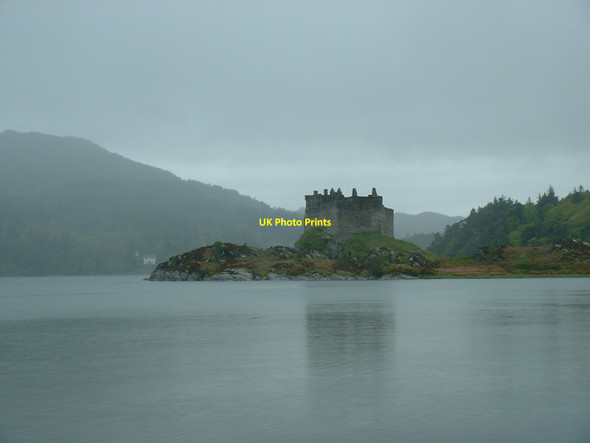 Photo 6"x4" Castle Tioram Invermoidart c2003