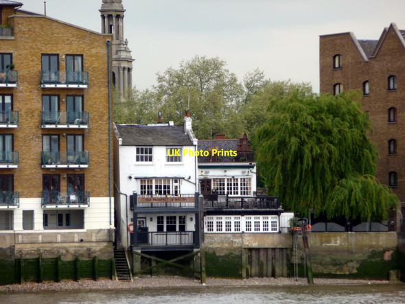 Photo 6"x4" The Prospect of Whitby, Wapping, London Stepney\/TQ3481 c2009