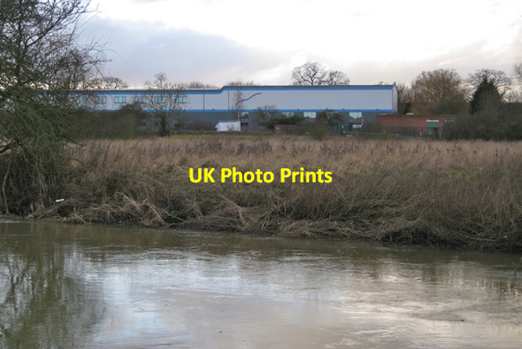Photo 6"x4" Middlemarch over the Avon Tollbar End c2010