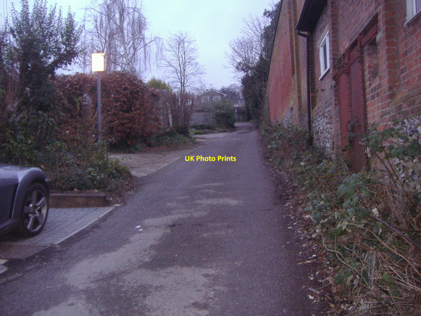 Photo 6"x4" Downs Lane Leatherhead Leatherhead c2010