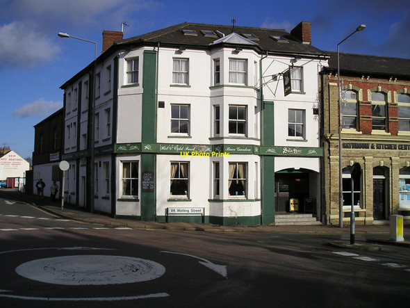 Photo 6"x4" The Swan Hotel Pub, Bletchley Fenny Stratford c2010