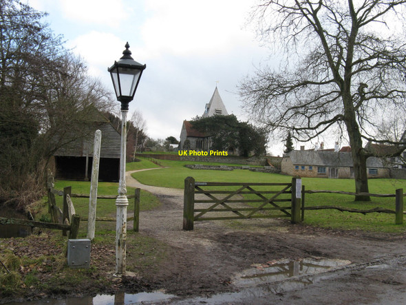 Photo 6"x4" St Margaret parish church of Ditchling Ditchling c2010