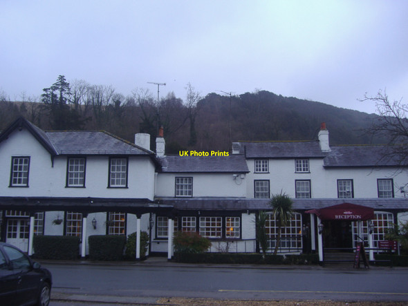 Photo 6"x4" Hotel in front of Box Hill Dorking c2010