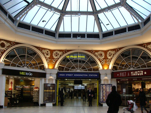 Photo 6"x4" The approach, High Street Kensington Station Kensington\/TQ2579 c2010