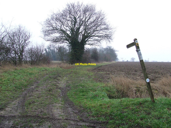 Photo 6"x4" Footpath Sign On The wonk Fersfield c2010
